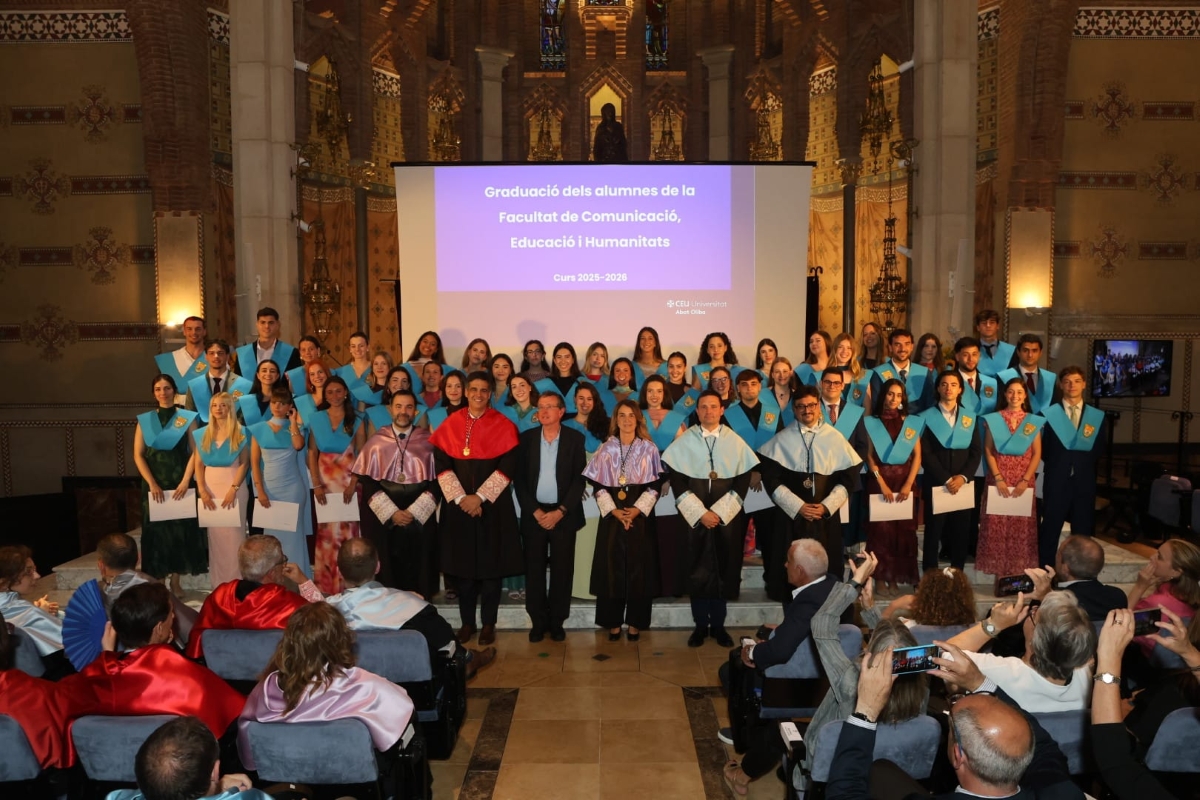 La CEU UAO celebra la graduació de la Facultat de Comunicació, Educació i Humanitats